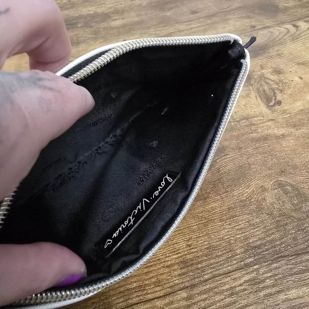 Victoria's Secret White Clutch Bag Or Make Up Bag